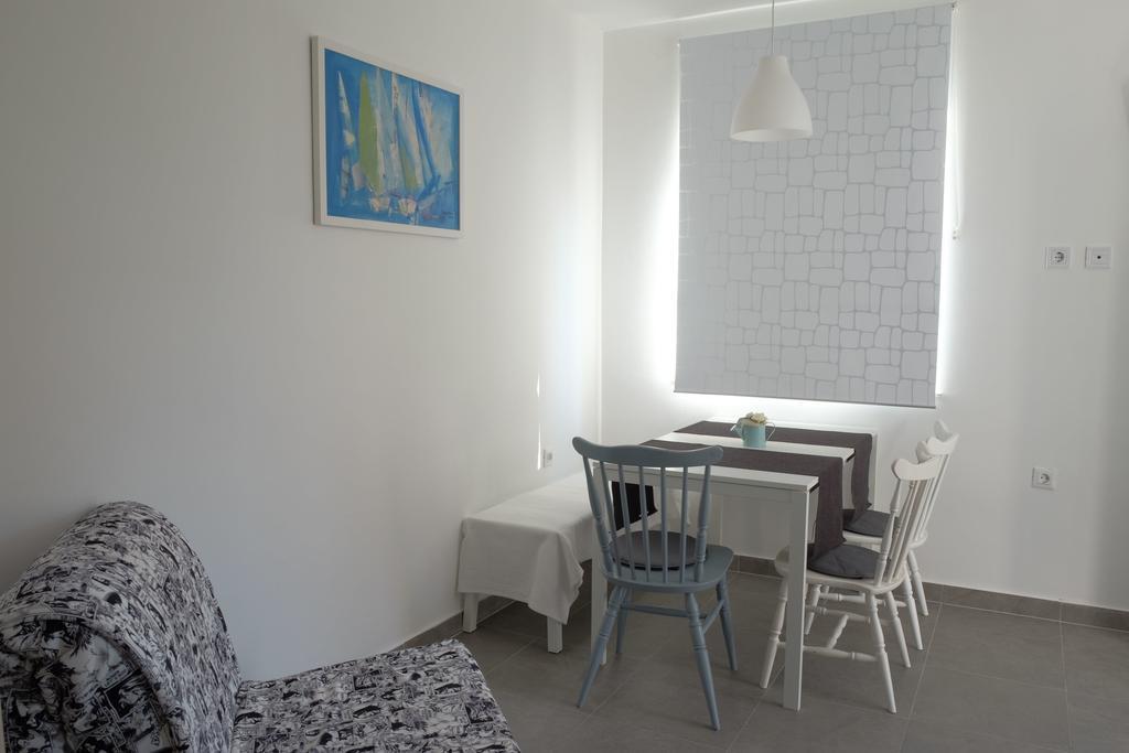 Apartment Dubravka Malinska Exterior foto